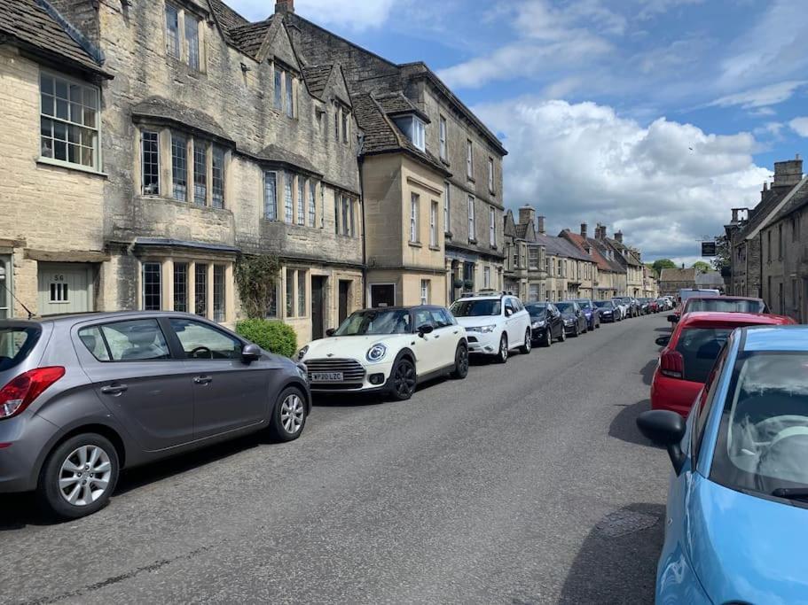 Cosy Cotswolds Retreat Near Bath & Castle Combe Apartment Chippenham  Exterior photo